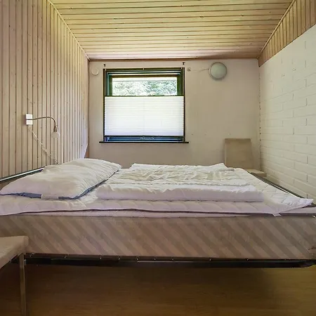 Hébergement de vacances Three-bedroom Holiday In *